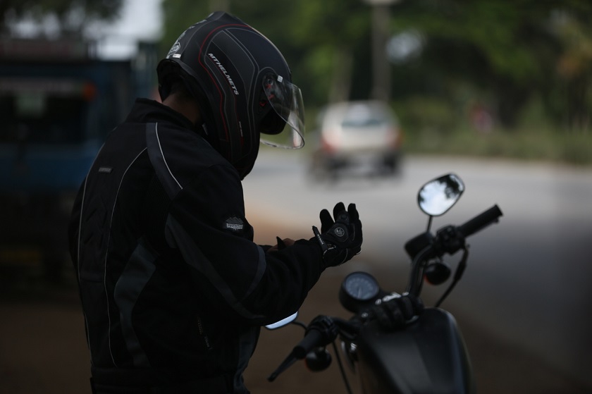 Riding gears