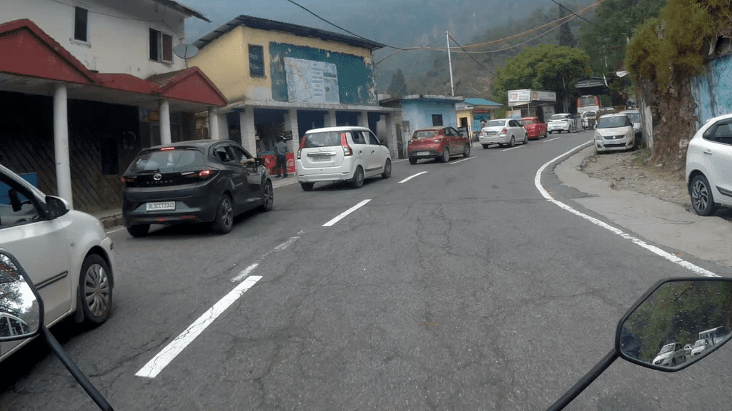 Traffic to enter Mussoorie