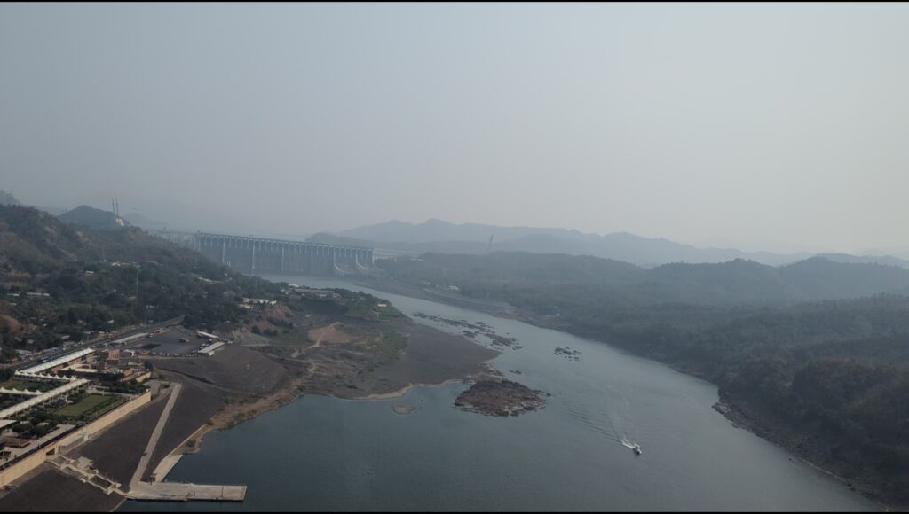 Sardar Sarovar Dam from Viewing Gallery